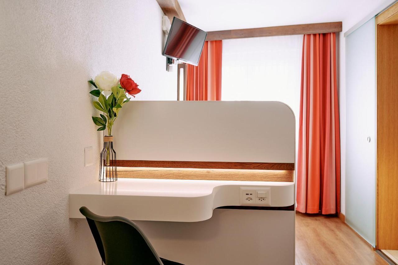 Elite Hotel Visp Exterior photo